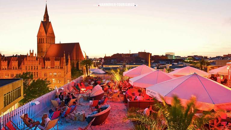 Leineschloss, Sitz des niedersaechsischen Landtags, Kuppel Neues Rathaus